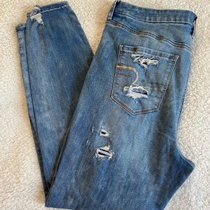 American Eagle Next Level Stretch Medium Wash Curvy High-Rise Jegging Jean